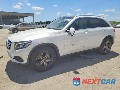 2018 MERCEDES-BENZ GLC 300 WDC0G4JB9JV076219 - główne zdjęcie licytacji z USA - miniatura