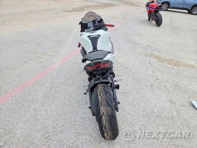 Czwarte zdjęcie samochodu z boku: 2025 KAWASAKI ZX636 K VIN:JKBZXJJ17SA028039 - miniatura