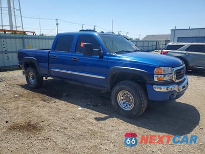 Czwarte zdjęcie samochodu z boku: 2004 GMC SIERRA K2500 HEAVY DUTY VIN:1GTHK23G34F116944 - miniatura