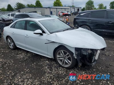 Czwarte zdjęcie samochodu z boku: 2024 AUDI A4 PREMIUM PLUS 45 VIN:WAUEAAF40RN008907 - miniatura