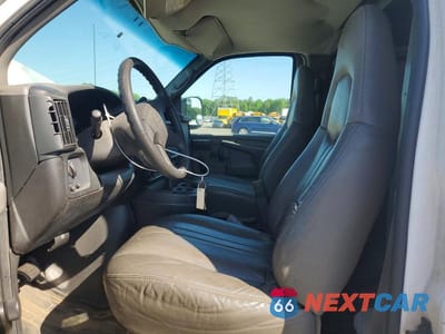 Zdjęcie 7 z 13 samochodu: 2004 CHEVROLET EXPRESS G3500 VIN:1GCHG39U741150399 - miniatura