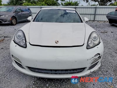 Piąte zdjęcie samochodu w środku: 2010 PORSCHE PANAMERA S VIN:WP0AB2A7XAL061412 - miniatura