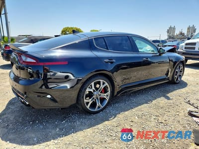 Trzecie zdjęcie samochodu z tyłu: 2018 KIA STINGER GT1 VIN:KNAE45LC9J6040943 - miniatura