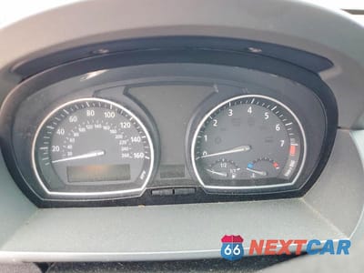 Zdjęcie 9 z 13 samochodu: 2004 BMW X3 2.5I VIN:WBXPA73404WC42704 - miniatura
