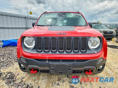 Piąte zdjęcie samochodu w środku: 2017 JEEP RENEGADE TRAILHAWK VIN:ZACCJBCB7HPE63004 - miniatura