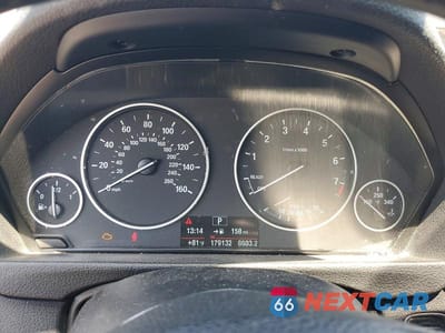 Zdjęcie 9 z 12 samochodu: 2014 BMW 320 I VIN:WBA3B1C58EP679404 - miniatura