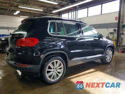 Trzecie zdjęcie samochodu z tyłu: 2013 VOLKSWAGEN TIGUAN S VIN:WVGAV3AX2DW617711 - miniatura