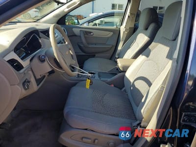 Zdjęcie 7 z 13 samochodu: 2016 CHEVROLET TRAVERSE LS VIN:1GNKVFKD9GJ131047 - miniatura