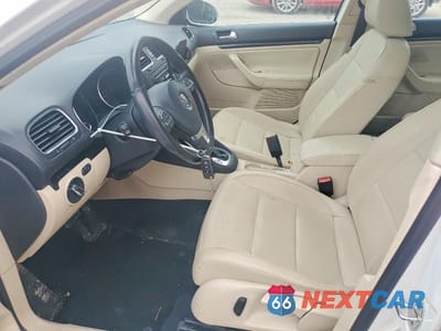 Zdjęcie 7 z 12 samochodu: 2011 VOLKSWAGEN JETTA S VIN:3VWPZ7AJ0BM664252 - miniatura