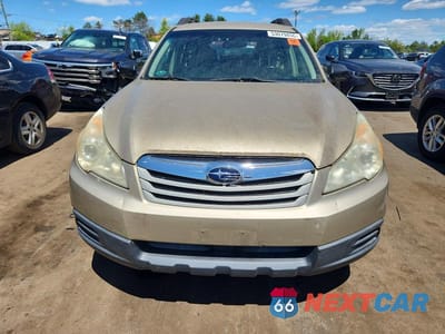 Piąte zdjęcie samochodu w środku: 2010 SUBARU OUTBACK 2.5I VIN:4S4BRBAC5A1358575 - miniatura