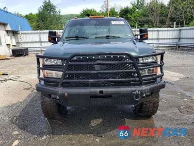 Piąte zdjęcie samochodu w środku: 2004 CHEVROLET SILVERADO K2500 HEAVY DUTY VIN:1GCHK29284E306644 - miniatura
