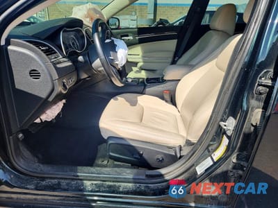 Zdjęcie 7 z 12 samochodu: 2016 CHRYSLER 300 LIMITED VIN:2C3CCARG1GH321324 - miniatura