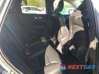 Zdjęcie 11 z 14 samochodu: 2023 VOLVO XC60 ULTIMATE VIN:YV4L12DV3P1198151 - miniatura