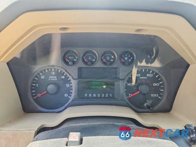 Zdjęcie 9 z 12 samochodu: 2008 FORD F350 SRW SUPER DUTY VIN:1FDSF30508EC32743 - miniatura