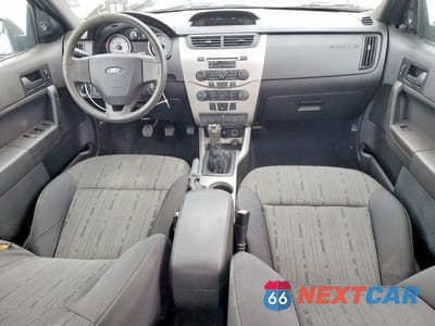 Zdjęcie 8 z 12 samochodu: 2010 FORD FOCUS SE VIN:1FAHP3FNXAW121657 - miniatura