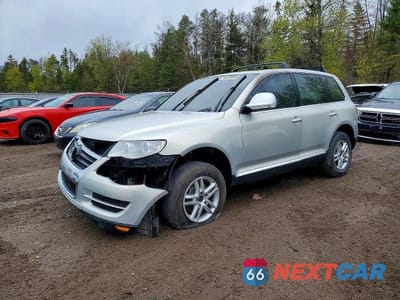 2010 VOLKSWAGEN TOUAREG TDI WVGFK6A96AD002782 - główne zdjęcie licytacji z USA - miniatura