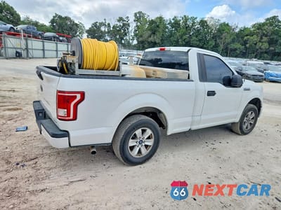 Trzecie zdjęcie samochodu z tyłu: 2016 FORD F150 VIN:1FTMF1C8XGFD13152 - miniatura