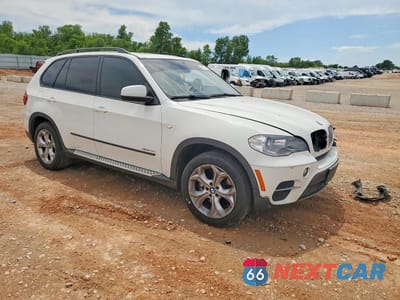 Czwarte zdjęcie samochodu z boku: 2012 BMW X5 XDRIVE35D VIN:5UXZW0C52C0B88281 - miniatura