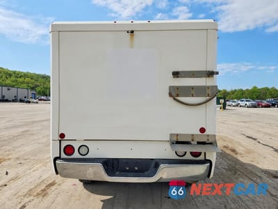 Zdjęcie 6 z 13 samochodu: 2020 RAM 1500 TRADESMAN REFRIGERATED BOX TRUCK VIN:3C6JR6DG8LG204802 - miniatura
