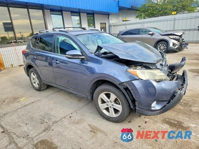 Czwarte zdjęcie samochodu z boku: 2013 TOYOTA RAV4 XLE VIN:2T3RFREV7DW033562 - miniatura