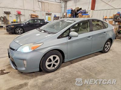 2013 TOYOTA PRIUS THREE JTDKN3DUXD1642878 - główne zdjęcie licytacji z USA - miniatura