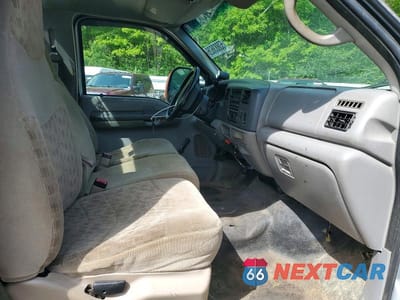 Zdjęcie 7 z 12 samochodu: 2000 FORD F250 SUPER DUTY VIN:1FTNF20F7YEA60344 - miniatura