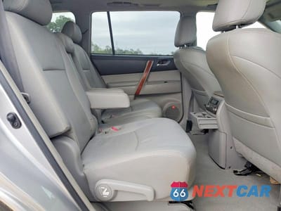 Zdjęcie 11 z 13 samochodu: 2008 TOYOTA HIGHLANDER LIMITED VIN:JTEES42A382108413 - miniatura