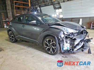 Czwarte zdjęcie samochodu z boku: 2018 TOYOTA C-HR XLE PREMIUM VIN:NMTKHMBX8JR008444 - miniatura