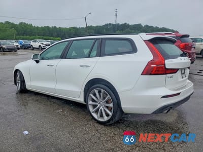 Drugie zdjęcie samochodu z przodu: 2020 VOLVO V60 T5 MOMENTUM VIN:YV1102EK9L2367511 - miniatura
