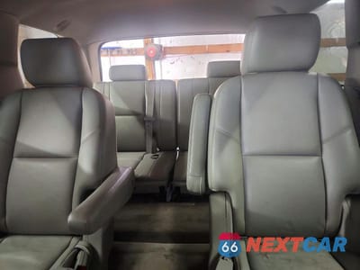 Zdjęcie 10 z 14 samochodu: 2011 CHEVROLET TAHOE K1500 LTZ VIN:1GNSKCE03BR115176 - miniatura