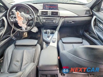 Zdjęcie 8 z 12 samochodu: 2015 BMW 328 XI VIN:WBA3B3C55FF548546 - miniatura