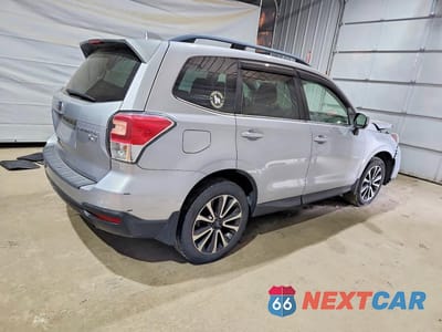 Trzecie zdjęcie samochodu z tyłu: 2017 SUBARU FORESTER 2.0XT PREMIUM VIN:JF2SJGEC6HH418112 - miniatura