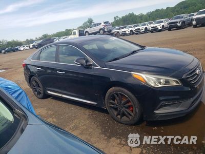 Trzecie zdjęcie samochodu z tyłu: 2015 HYUNDAI SONATA SPORT 2.0T VIN:5NPE34AB8FH090031 - miniatura