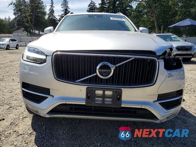 Piąte zdjęcie samochodu w środku: 2018 VOLVO XC90 T6 VIN:YV4A22PK5J1353005 - miniatura