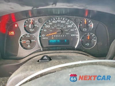 Zdjęcie 9 z 12 samochodu: 2010 CHEVROLET EXPRESS 1500 CARGO DELIVERY VAN VIN:1GCUGADX1A1157896 - miniatura