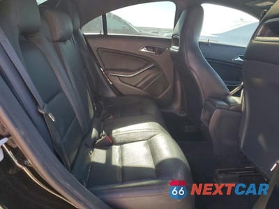 Zdjęcie 10 z 13 samochodu: 2014 MERCEDES-BENZ CLA 250 VIN:WDDSJ4EB5EN160205 - miniatura