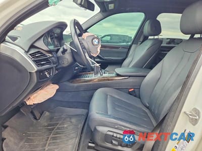 Zdjęcie 7 z 13 samochodu: 2017 BMW X5 XDRIVE35I VIN:5UXKR0C51H0U50417 - miniatura