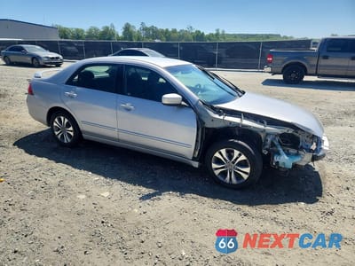 Czwarte zdjęcie samochodu z boku: 2007 HONDA ACCORD SE VIN:JHMCM56397C015975 - miniatura