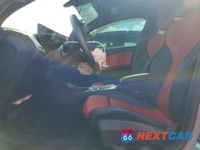 Zdjęcie 7 z 13 samochodu: 2025 BMW 228XI VIN:WBA23GG03S7S20481 - miniatura