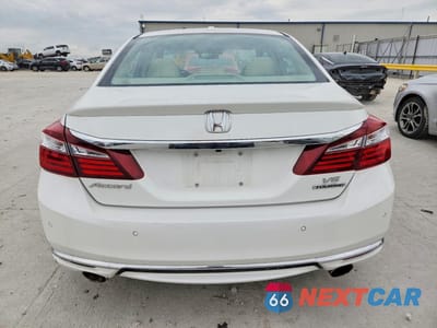 Zdjęcie 6 z 12 samochodu: 2016 HONDA ACCORD TOURING VIN:1HGCR3F93GA013289 - miniatura