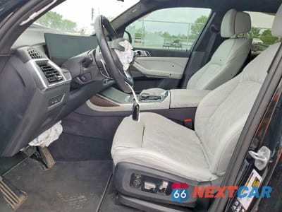 Zdjęcie 7 z 13 samochodu: 2025 BMW X7 XDRIVE40I VIN:5UX23EM09S9W78234 - miniatura