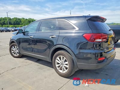 Drugie zdjęcie samochodu z przodu: 2019 KIA SORENTO LX VIN:5XYPG4A35KG527264 - miniatura