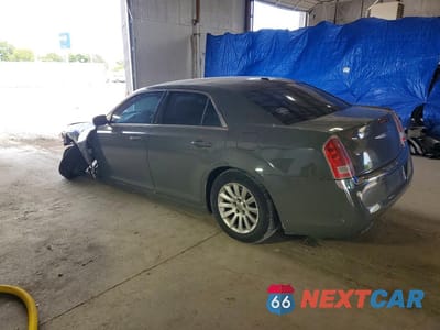 Drugie zdjęcie samochodu z przodu: 2012 CHRYSLER 300 VIN:2C3CCAAG7CH312715 - miniatura