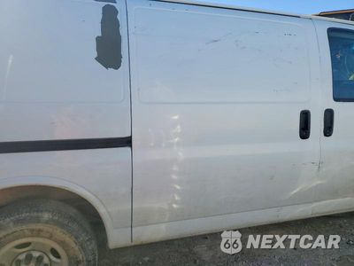 Zdjęcie 11 z 13 samochodu: 2008 GMC SAVANA 2500 DELIVERY VAN VIN:1GTGG25C081127958 - miniatura