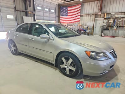 Czwarte zdjęcie samochodu z boku: 2006 ACURA RL VIN:JH4KB16586C010342 - miniatura