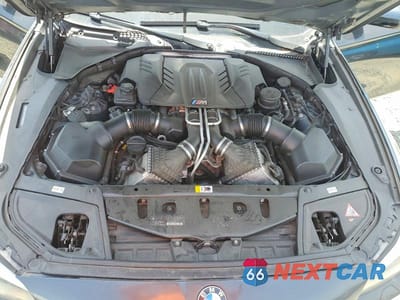 Zdjęcie 11 z 12 samochodu: 2013 BMW M5 VIN:WBSFV9C59DD095852 - miniatura