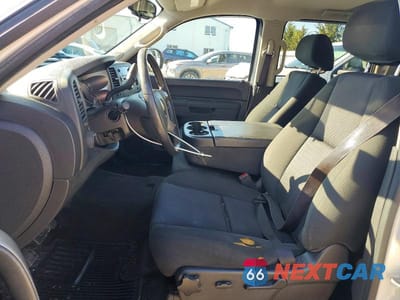 Zdjęcie 7 z 12 samochodu: 2013 CHEVROLET SILVERADO K1500 LT VIN:3GCPKSE7XDG238028 - miniatura