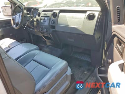 Zdjęcie 8 z 13 samochodu: 2013 FORD F-150 BOX TRUCK VIN:1FTMF1CMXDKE77050 - miniatura
