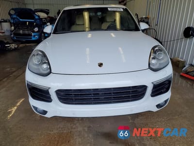 Piąte zdjęcie samochodu w środku: 2018 PORSCHE CAYENNE VIN:WP1AA2A22JKA07176 - miniatura