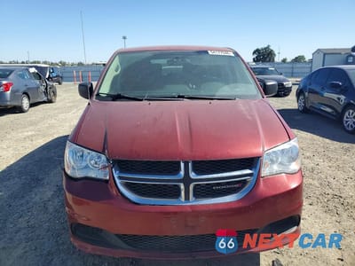 Piąte zdjęcie samochodu w środku: 2015 DODGE GRAND CARAVAN SE VIN:2C4RDGBG8FR524297 - miniatura